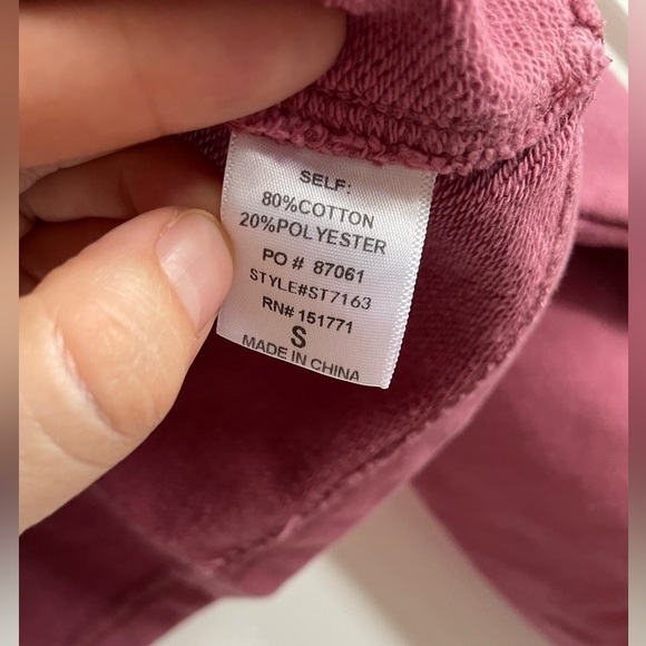 Le Lis Collection Pink Cropped Sweatshirt. New With Tags. - Picture 5 of 7